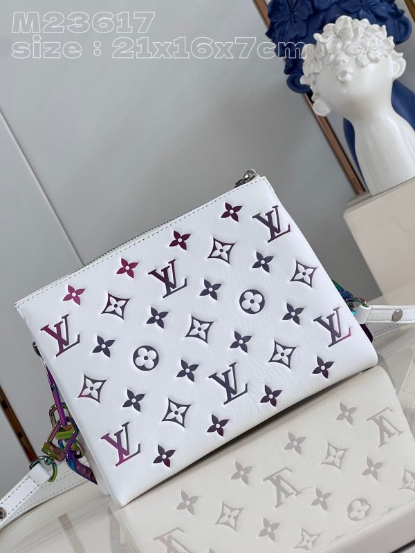 Louis Vuitton M23617 LV SKI Coussin BB Gray