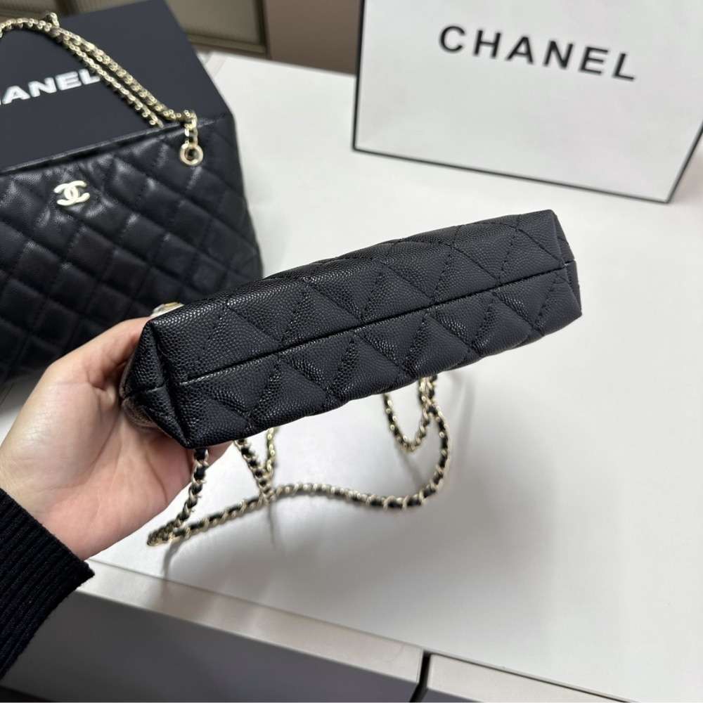 Chanel Clutch With Chain Bag Black 20cm
