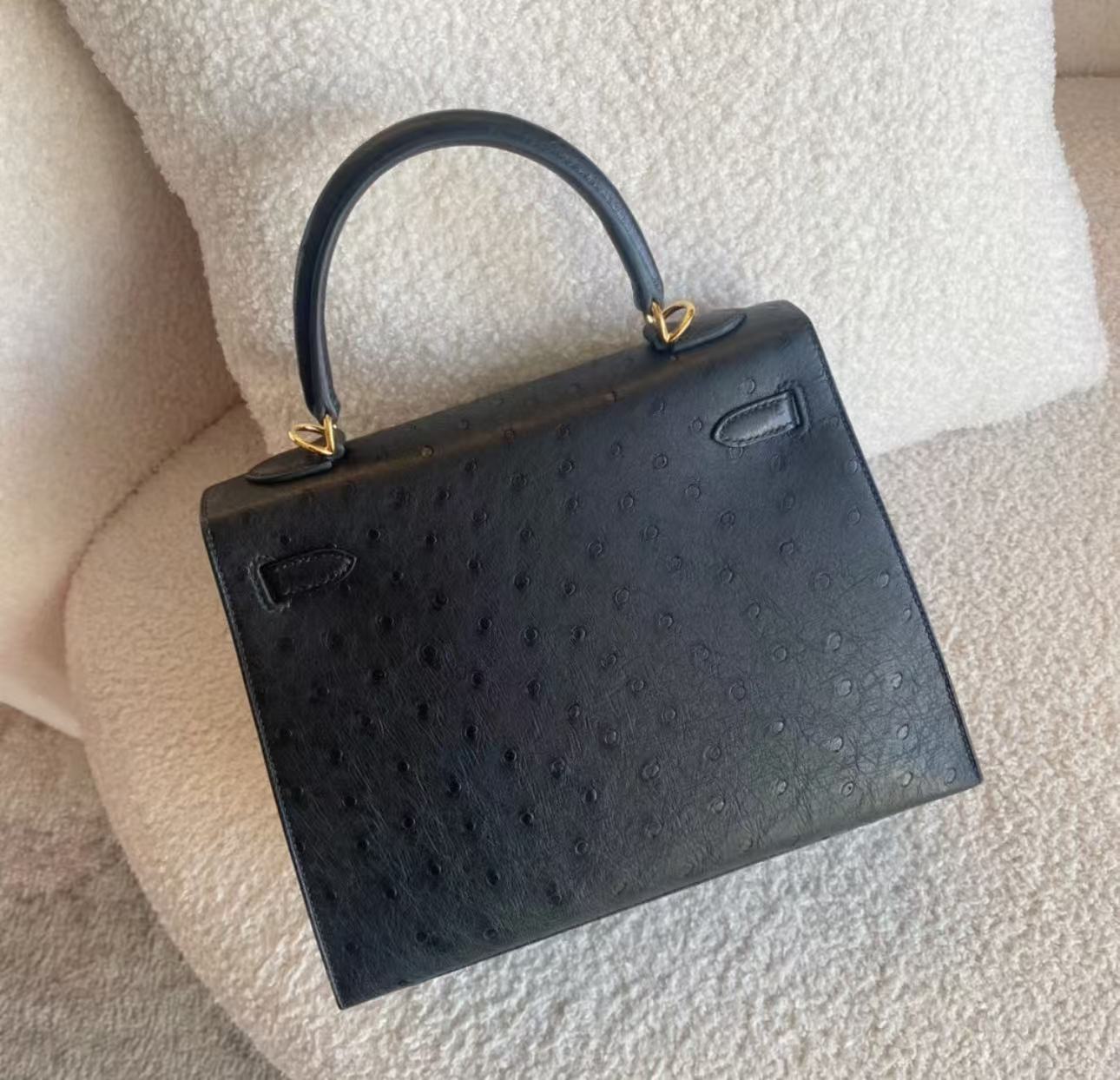 Kelly 25-32 Black Ostrich Leather with Gold Buckle