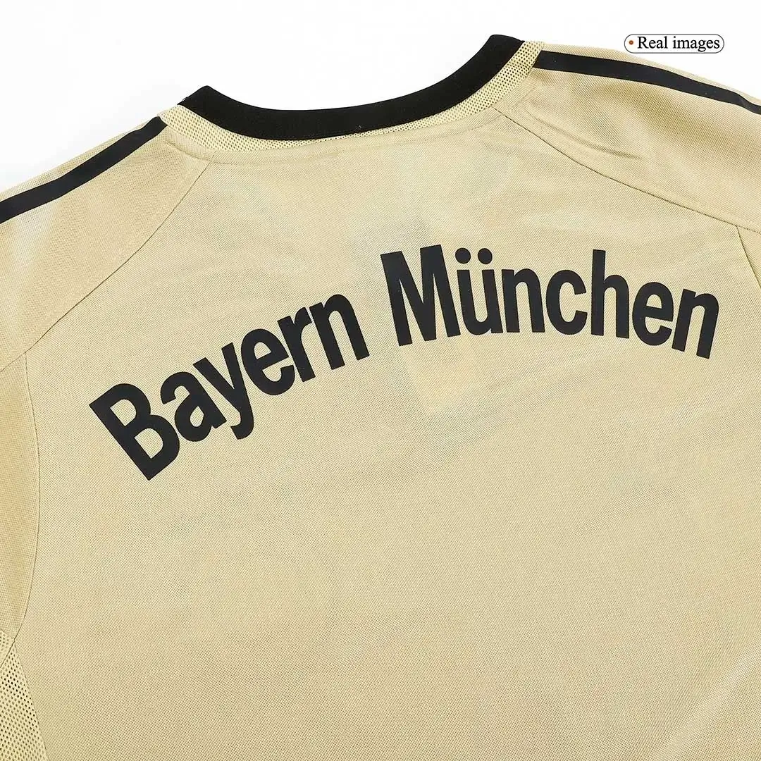 Bayern Munich 2004/05 Away Retro Football Jersey
