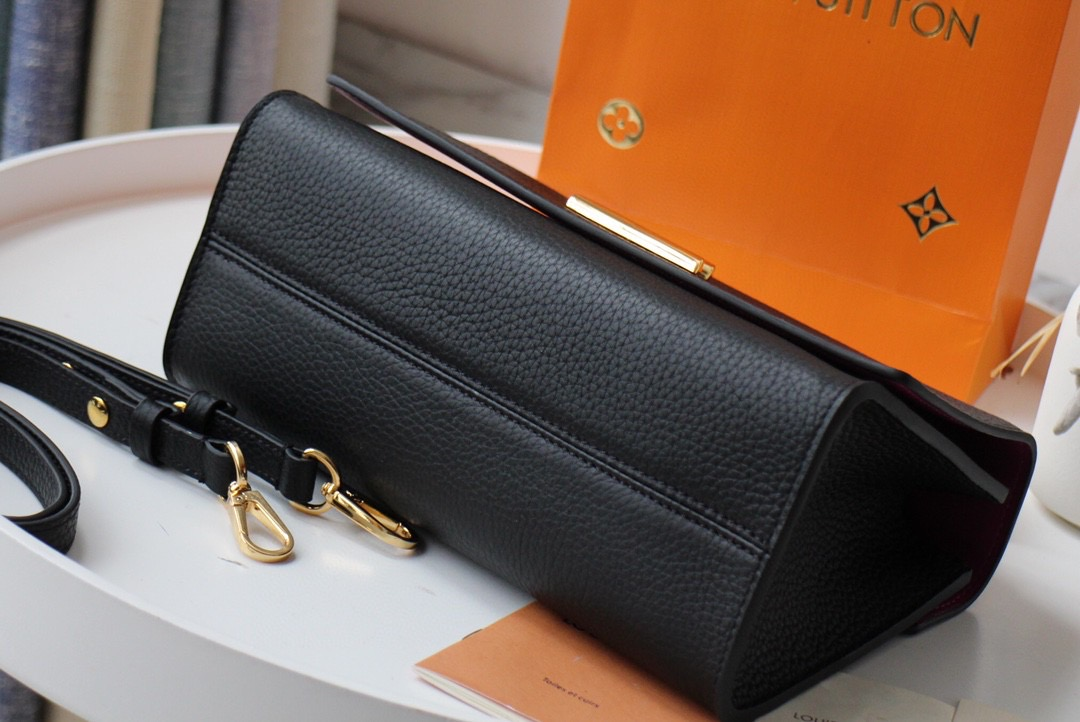 Louis Vuitton Twist One Handle Pm 25Cm Black