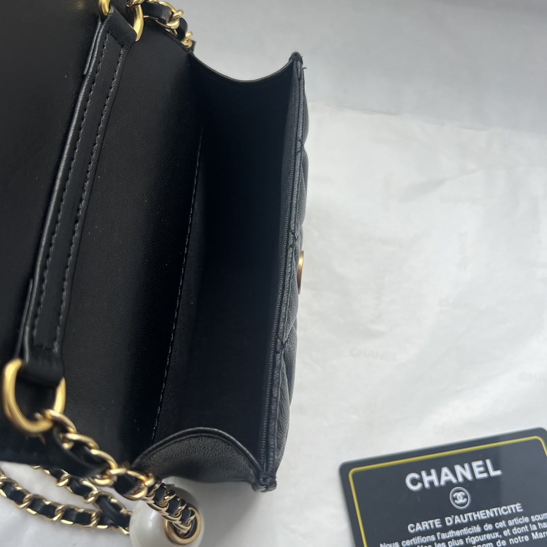 Chanel Clutch With Strap Pearlescent Black 13Cm/5.1in Ap4010 B16719 94305