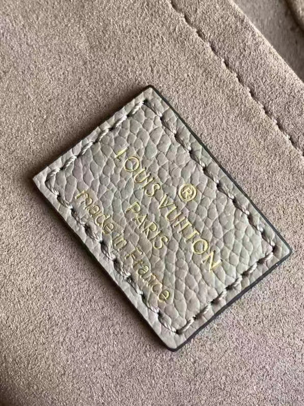 Louis Vuitton Bagatelle 22Cm Tourterelle Gray