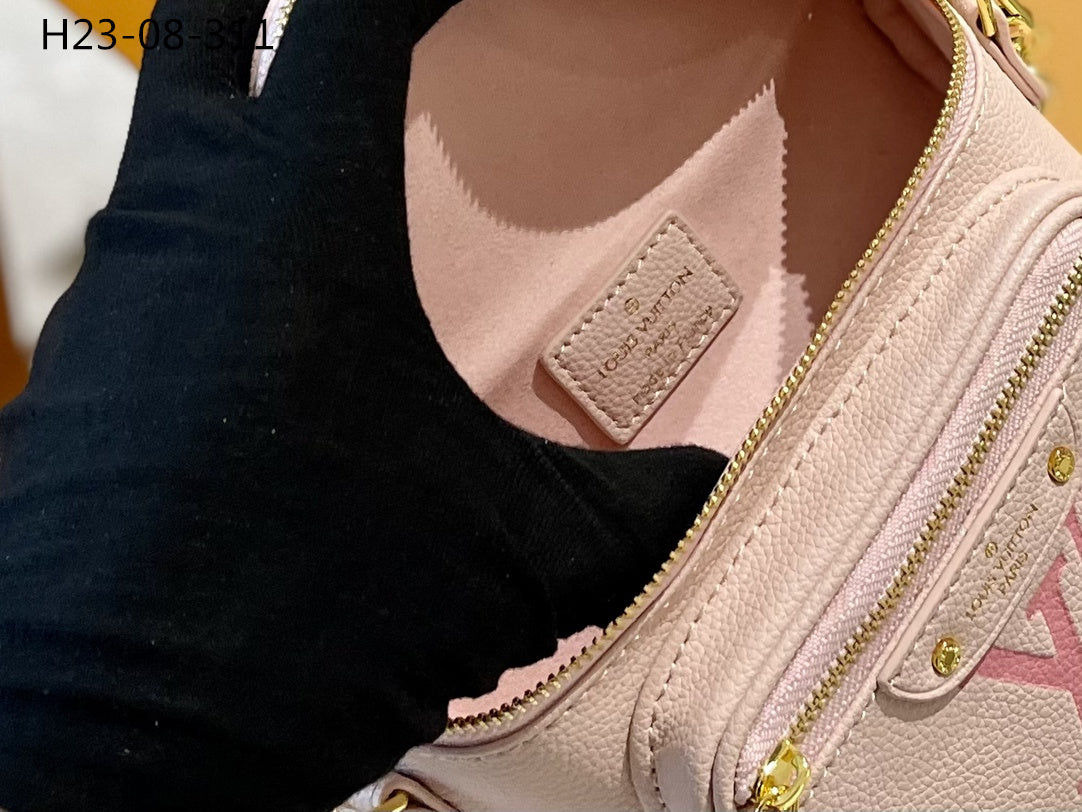 Louis Vuitton Mini Bumbag Pink 18Cm M82347