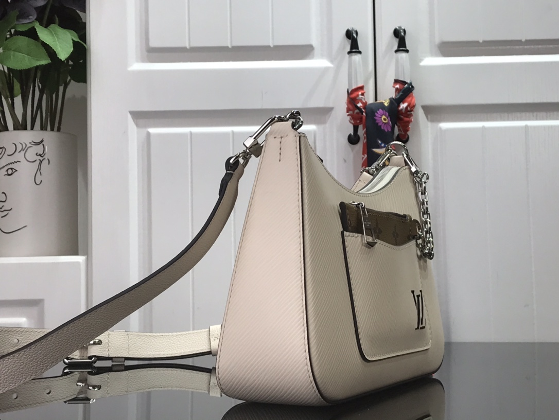 Louis Vuitton Marelle 25Cm Quartz White M80688