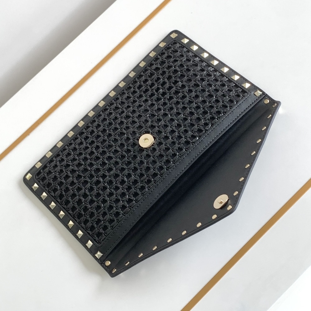 Valentino Garavani Rockstud Raffia Clutch Bag In Black 28Cm