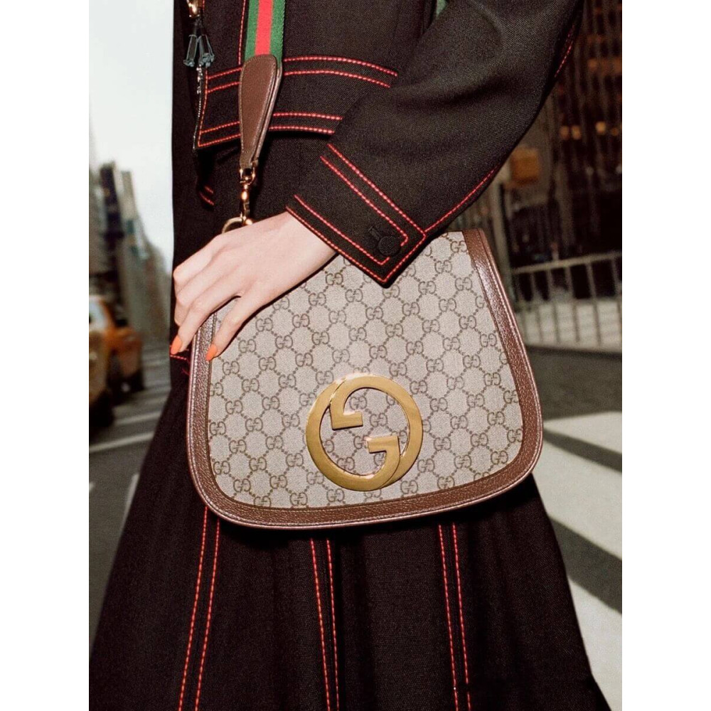 Gucci GG Supreme Blondie Medium Shoulder Bag
