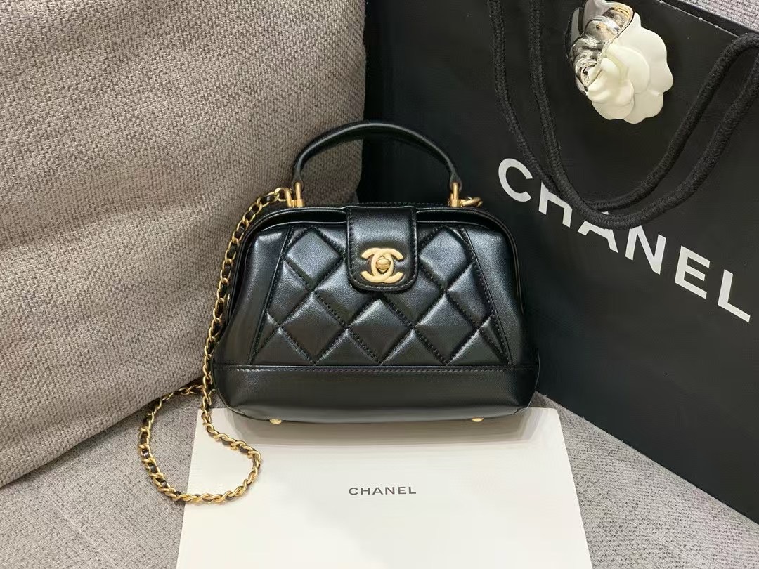 CHANEL Shiny Lambskin Cocodoc Top Handle Bag