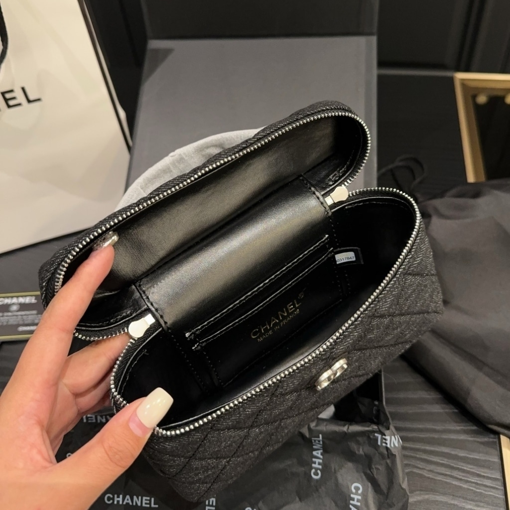 Chanel Classic Vanity With Chain Silver Tone Denim Black 19cm