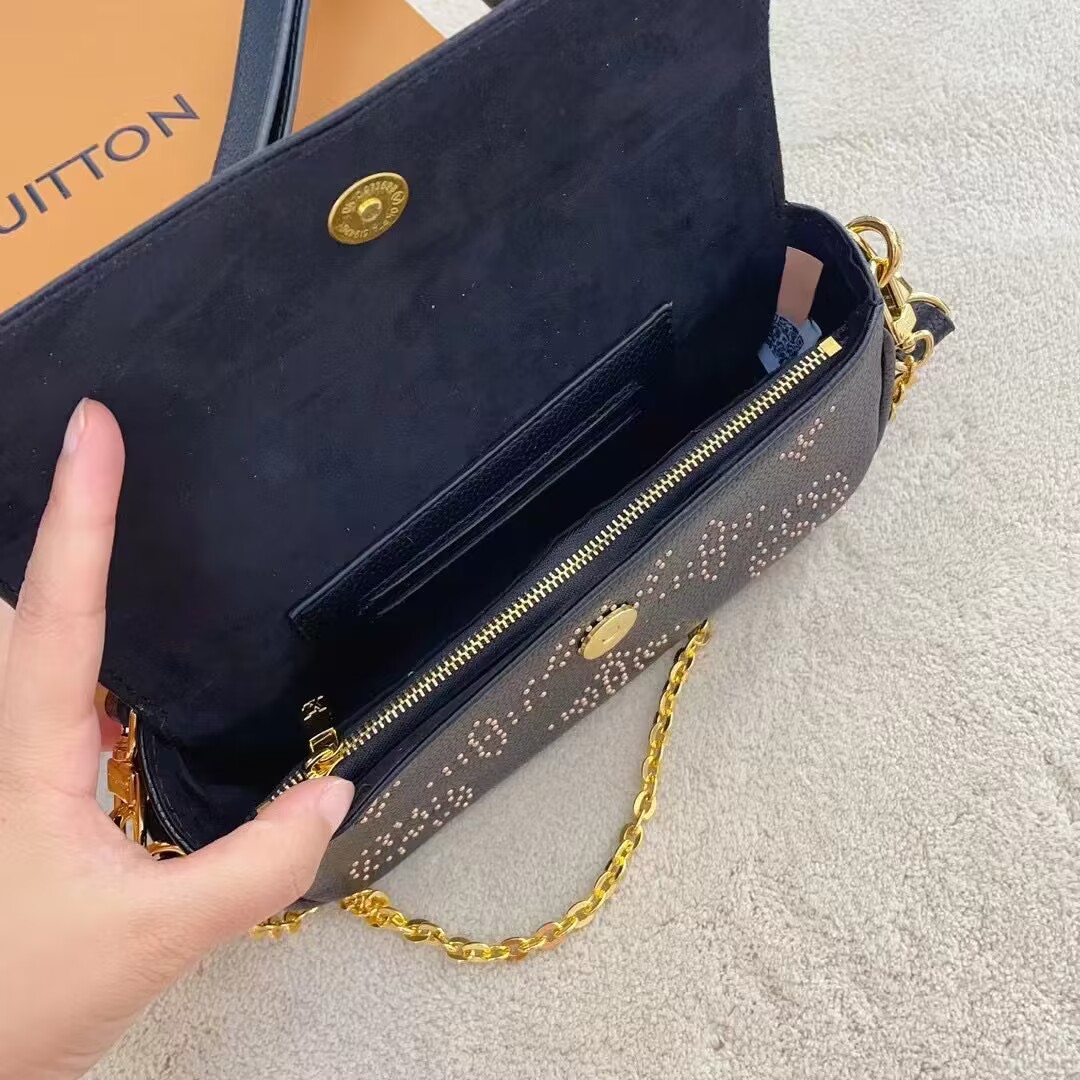 Louis Vuitton Wallet On Chain Ivy Black 22Cm M82653