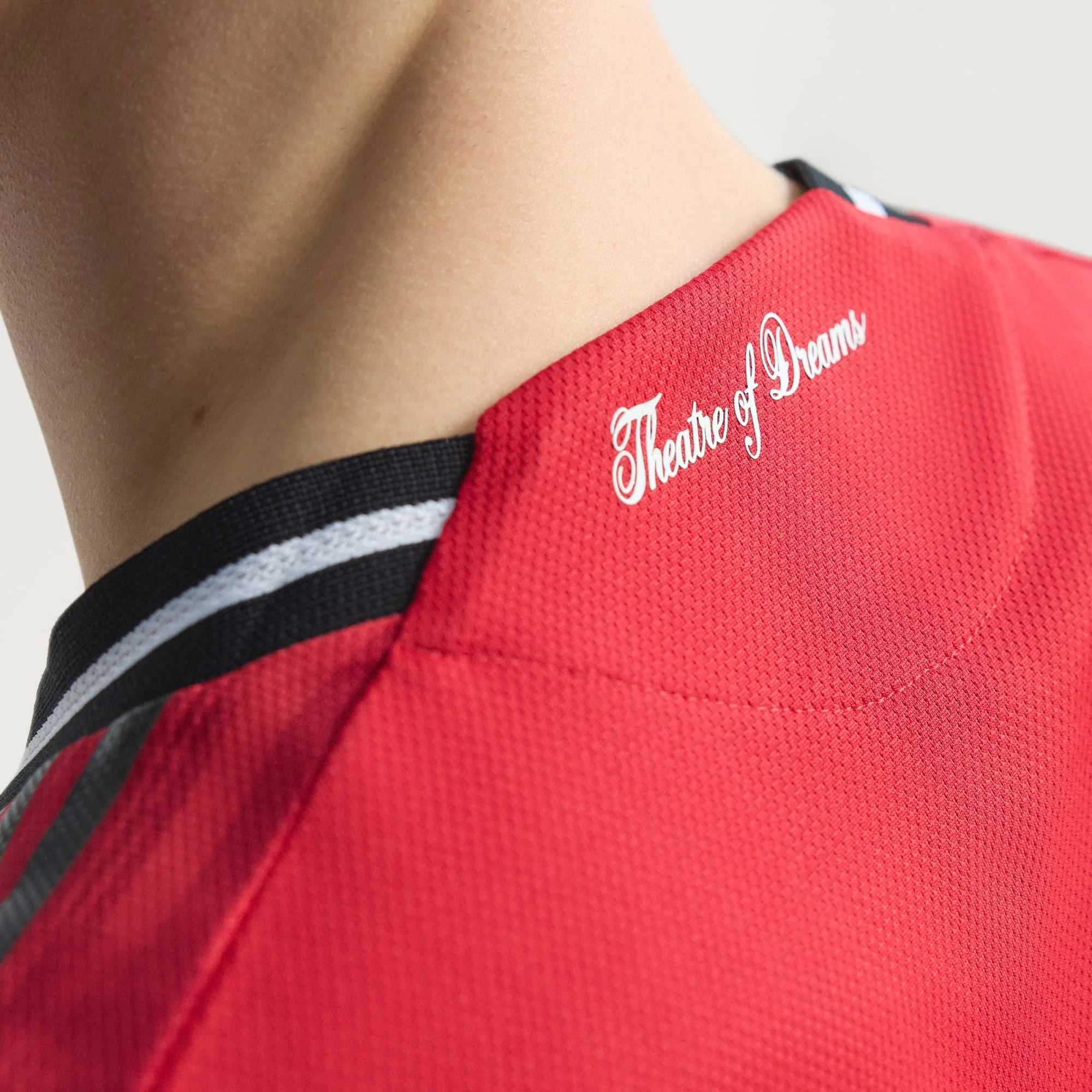 adidas Bruno Fernandes Men's Manchester United Authentic Home Jersey 25/26 w/ NRFR + EPL Patch (Red)