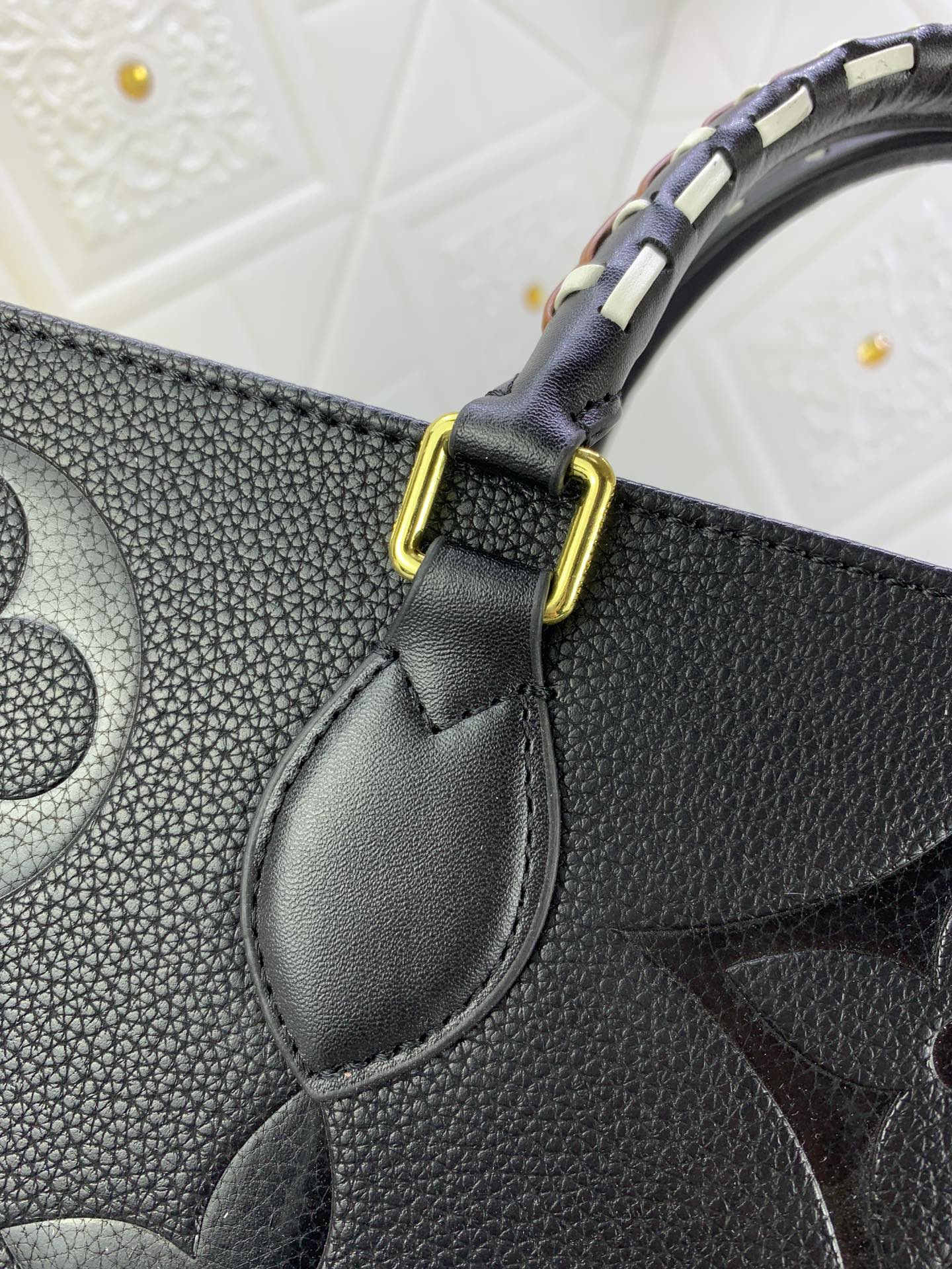 Louis Vuitton LV Crafty Onthego Gm Black 41Cm