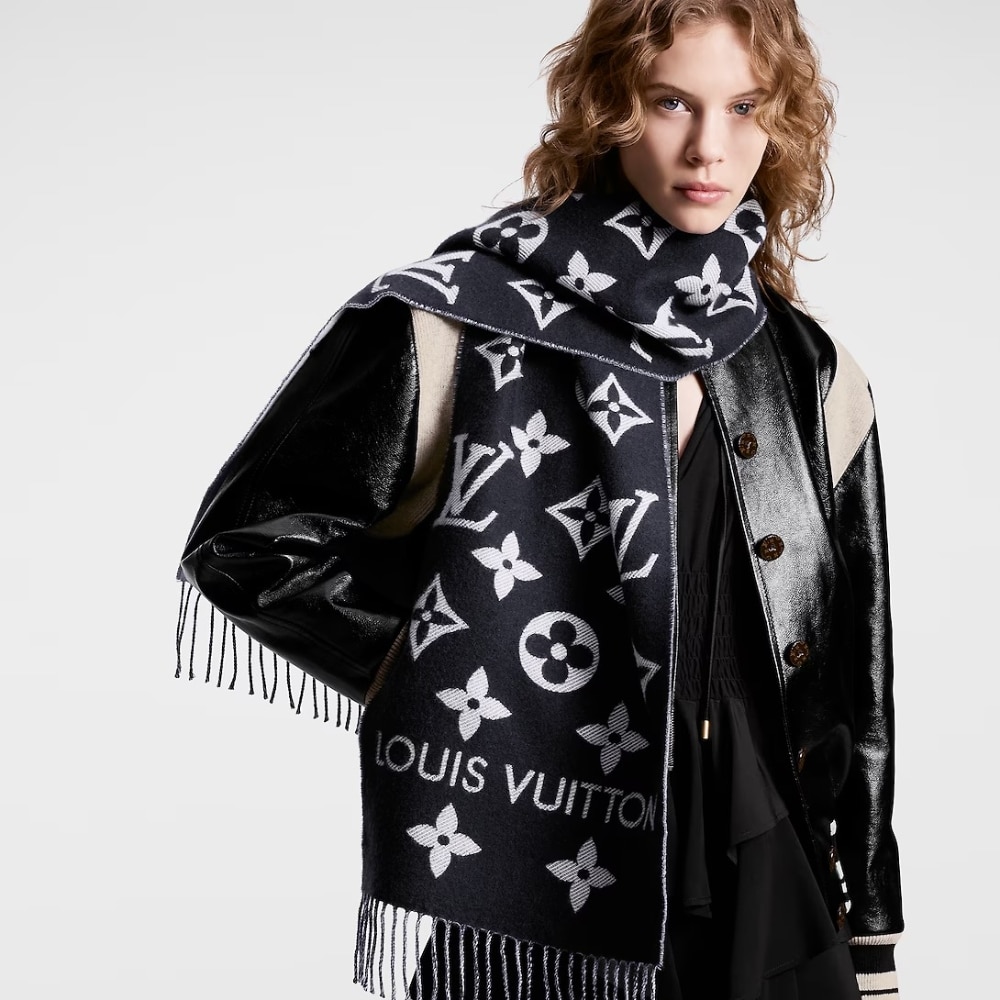 Louis Vuitton Lv Monogram Essential Scarf Encre Black M77853