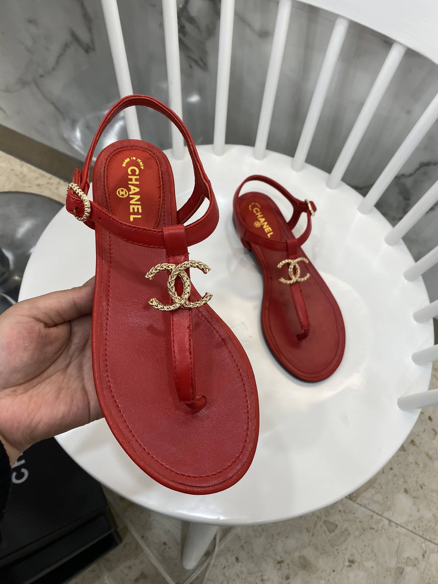 Chanel Gold Cc Logo Thong Sandals Wine Red