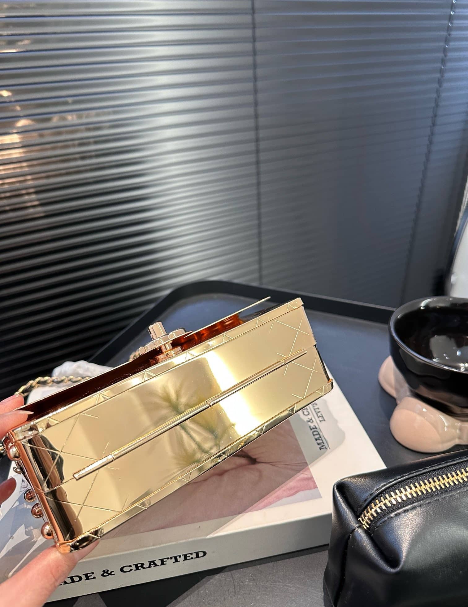 Chanel Flap Bag Gold Metal 18Cm