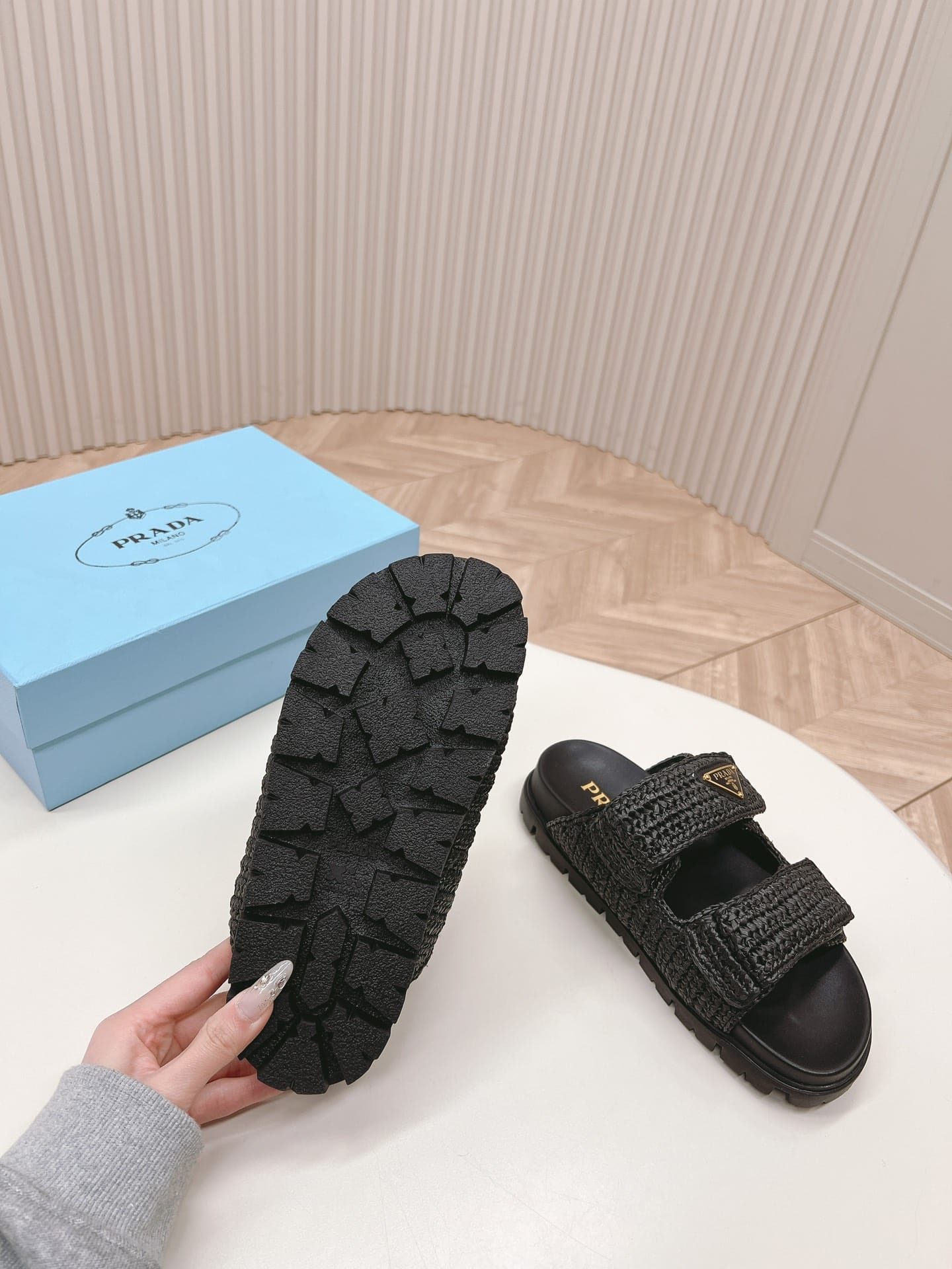 Prada Fussbett Raffia Dual Buckle Slide Sandals Black
