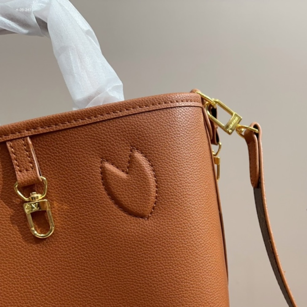 Louis Vuitton Neverfull Bandoulière Inside Out BB Monogram Brown 26Cm