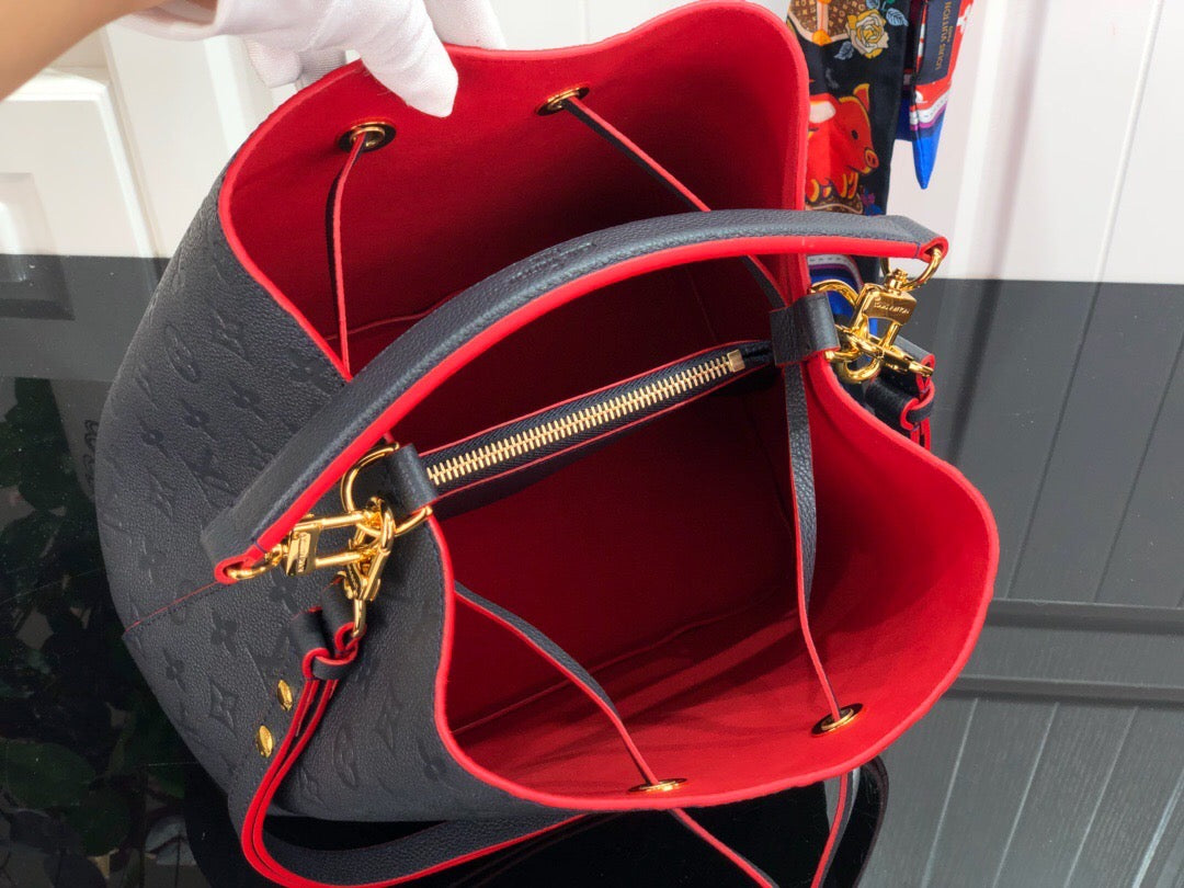 Louis Vuitton N Ono  Mm Bucket 26Cm Navy Blue