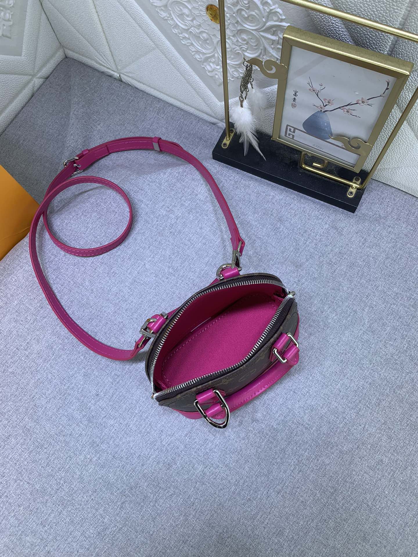 Louis Vuitton Mini Alma Monogram Canvas Mix With Pink 18Cm M83206