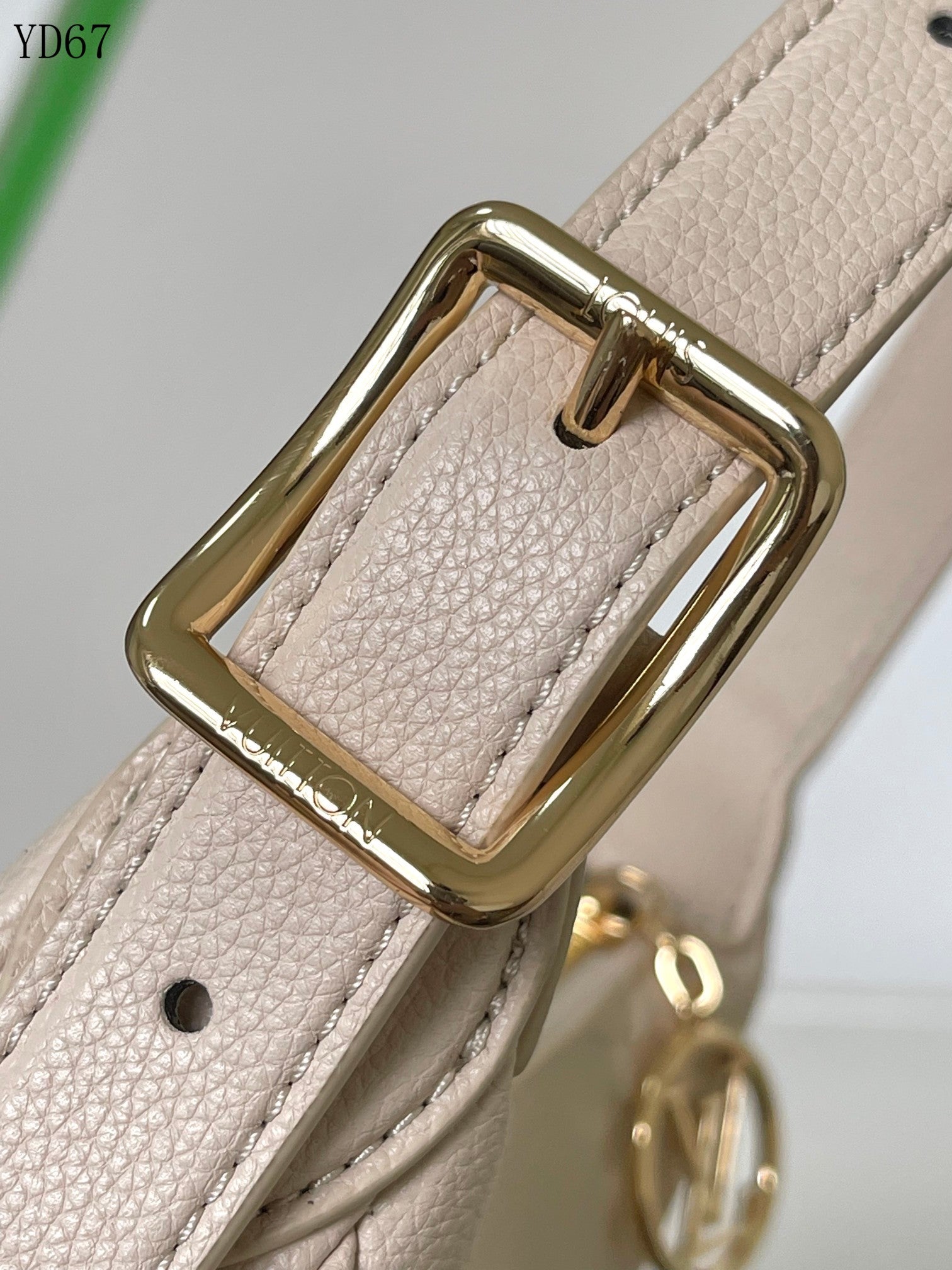 Louis Vuitton Monogram Empreinte Beige Shoulder Bag 20Cm M82391