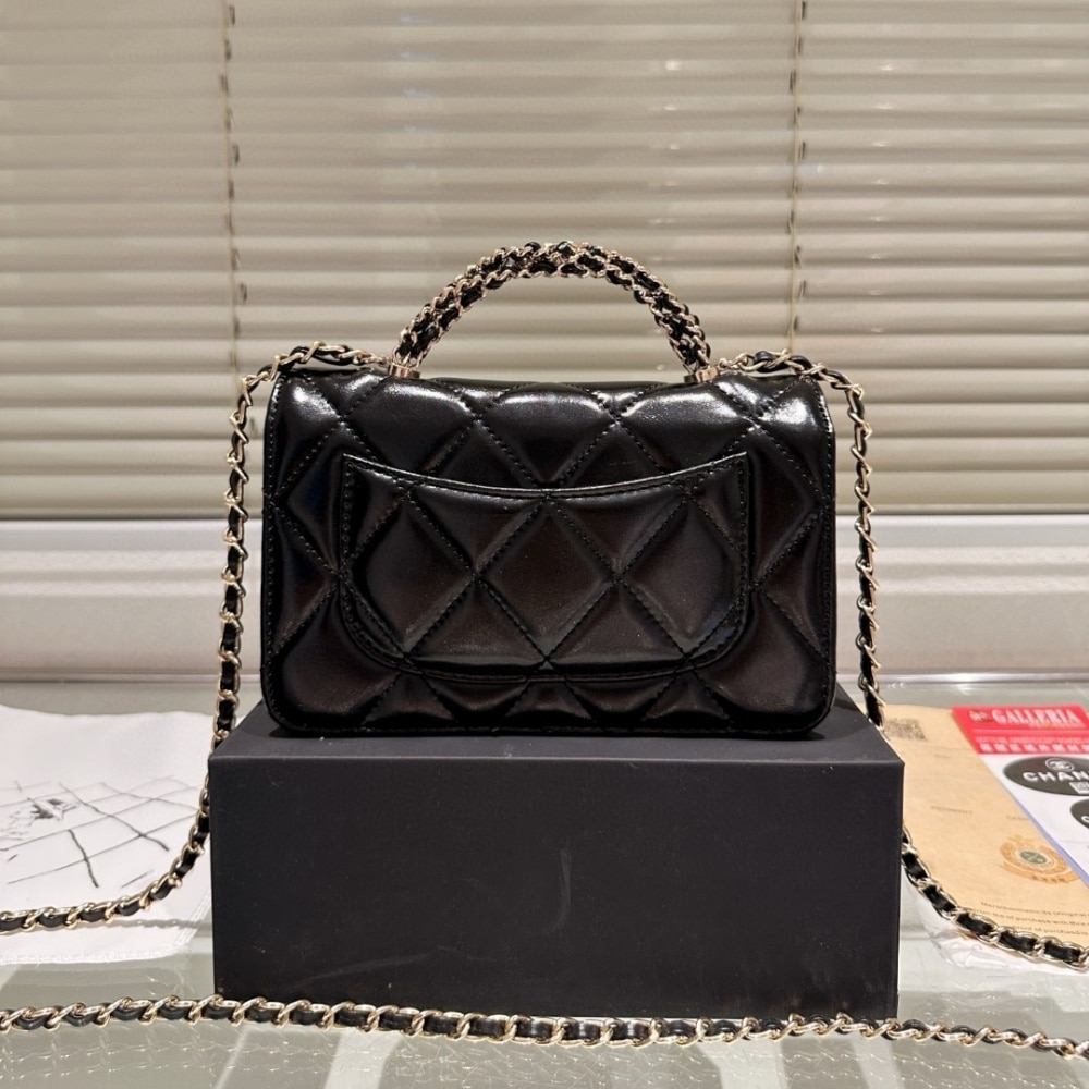 Chanel 24B Metal Twist Woc Black 20Cm/7.8in