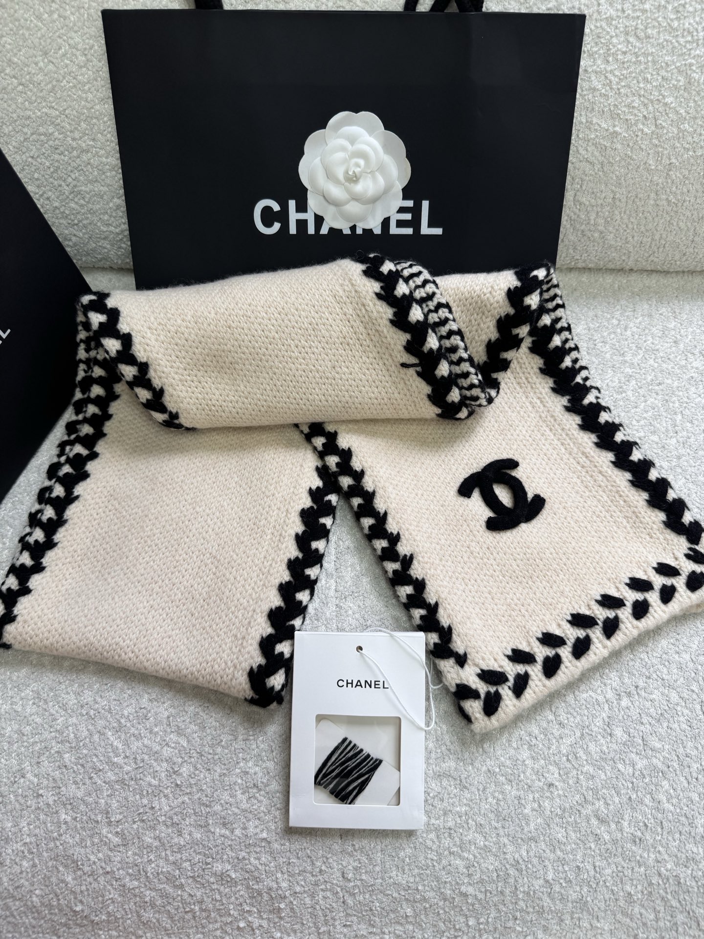 Chanel 26B Black Wheat-Ear Cashmere Scarf