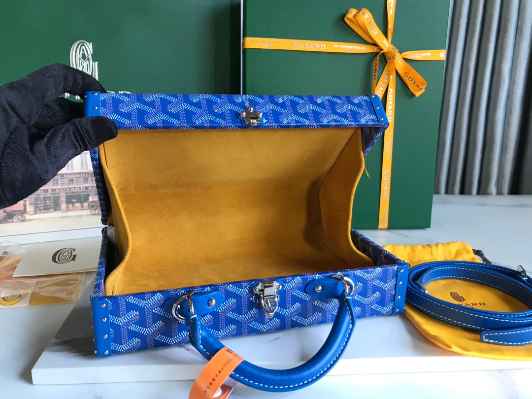 Goyard Grand Hôtel Trunk Bag 24.5cm Blue Goyardine Canvas And Calfskin