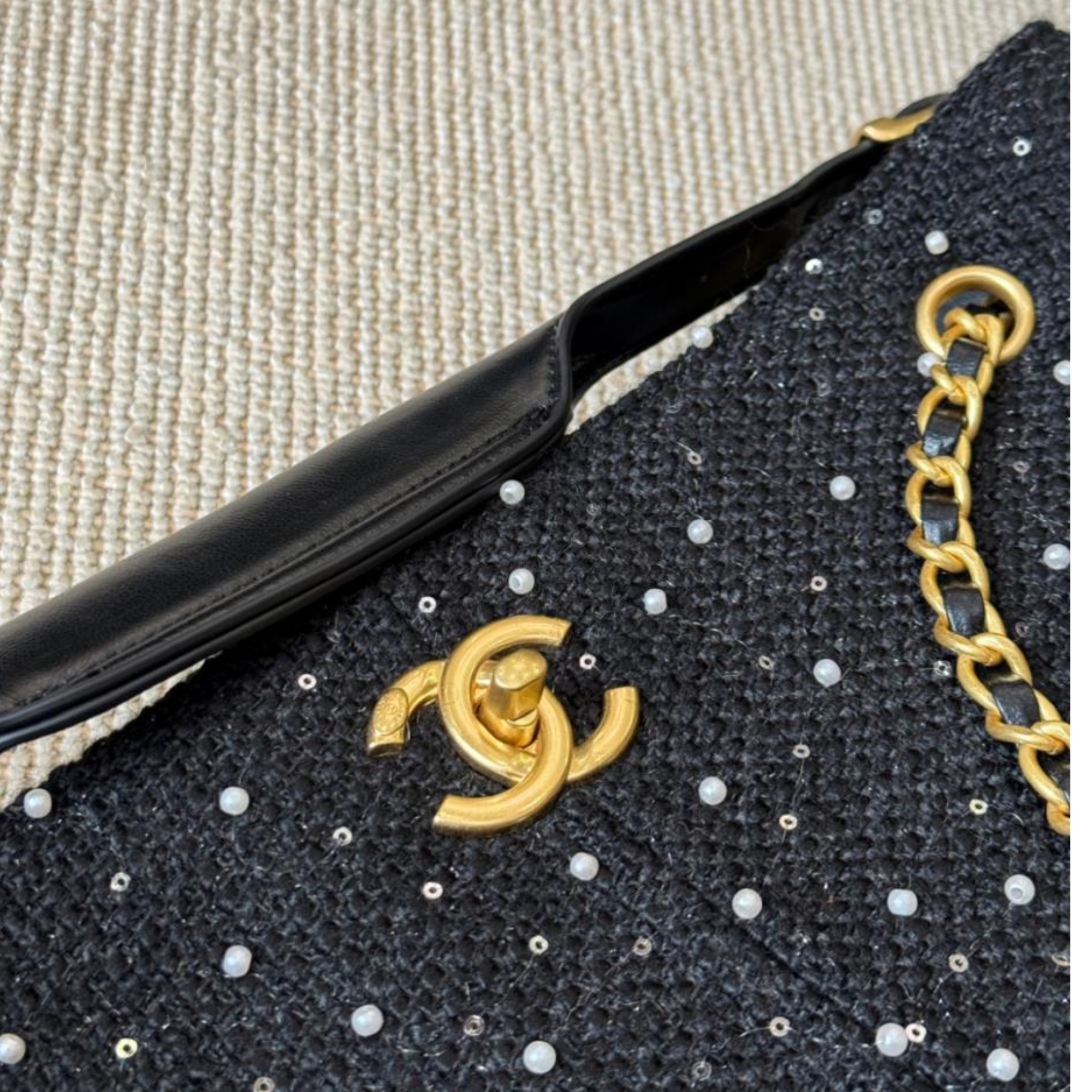 Chanel Bucket Style Hobo Bag 35cm/13.8in