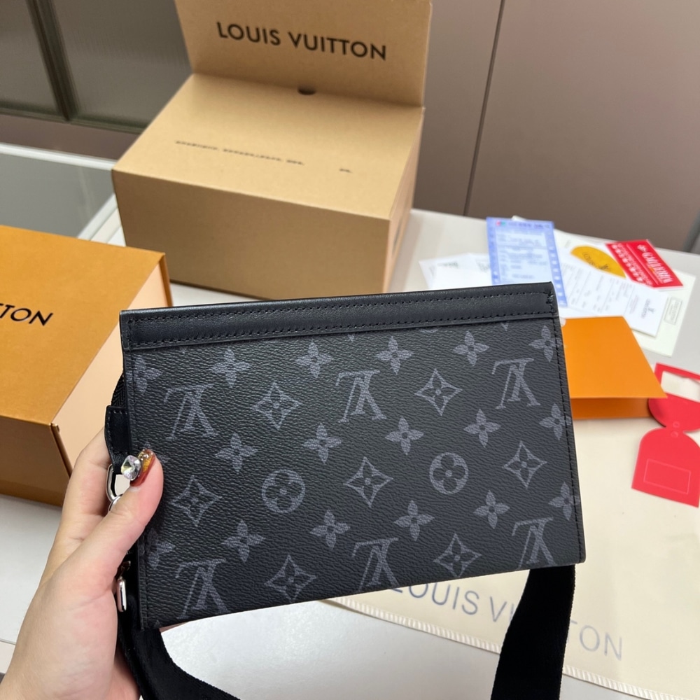 Louis Vuitton Gaston Wearable Wallet Monogram Eclipse Black 21cm M81124