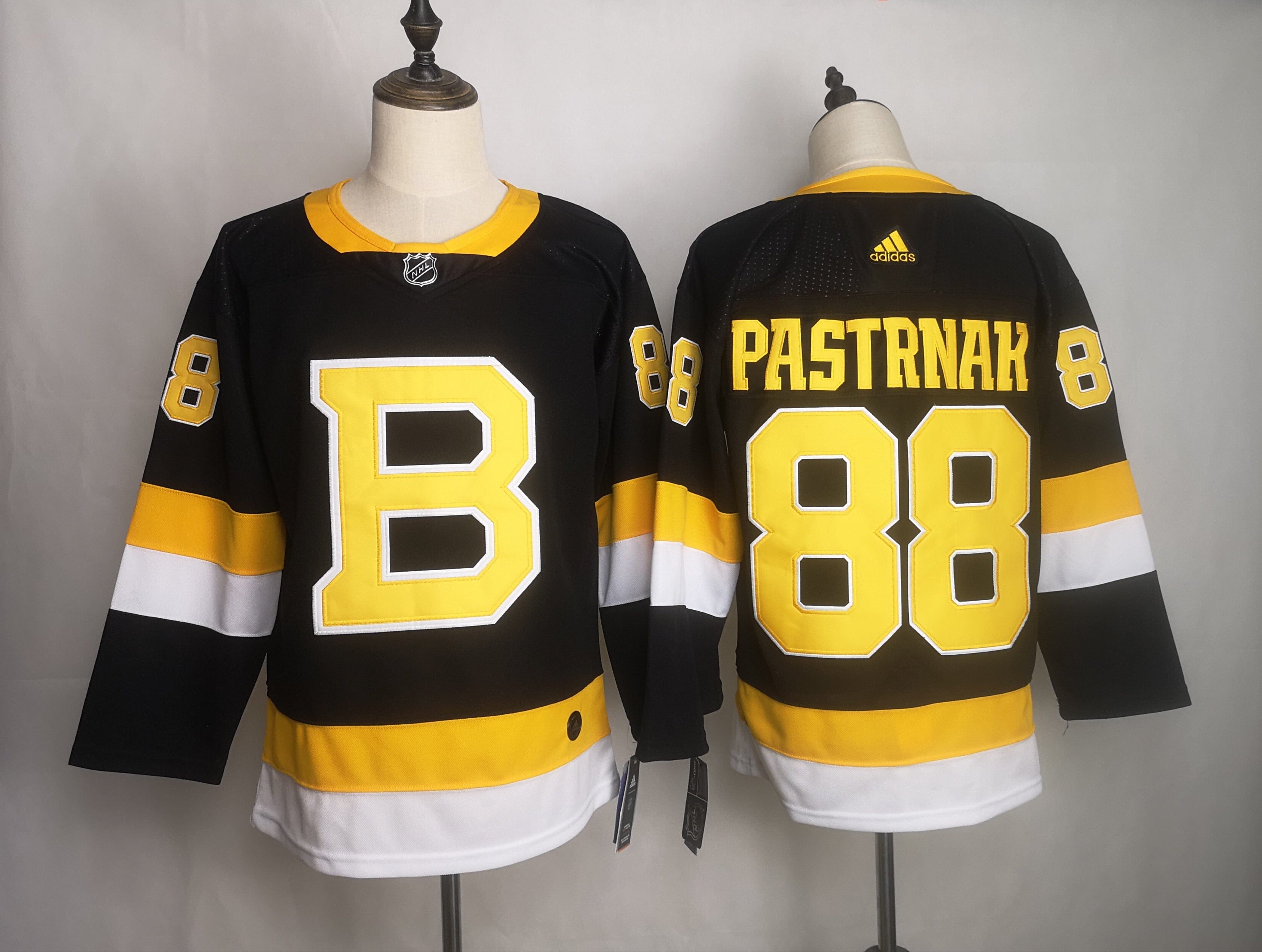 NHL Boston Bruins PASTRNAK # 88 Jersey