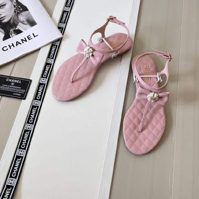 Chanel Pink Quilted Leather With White Camellia Cc Logo Bow Thong Sandals