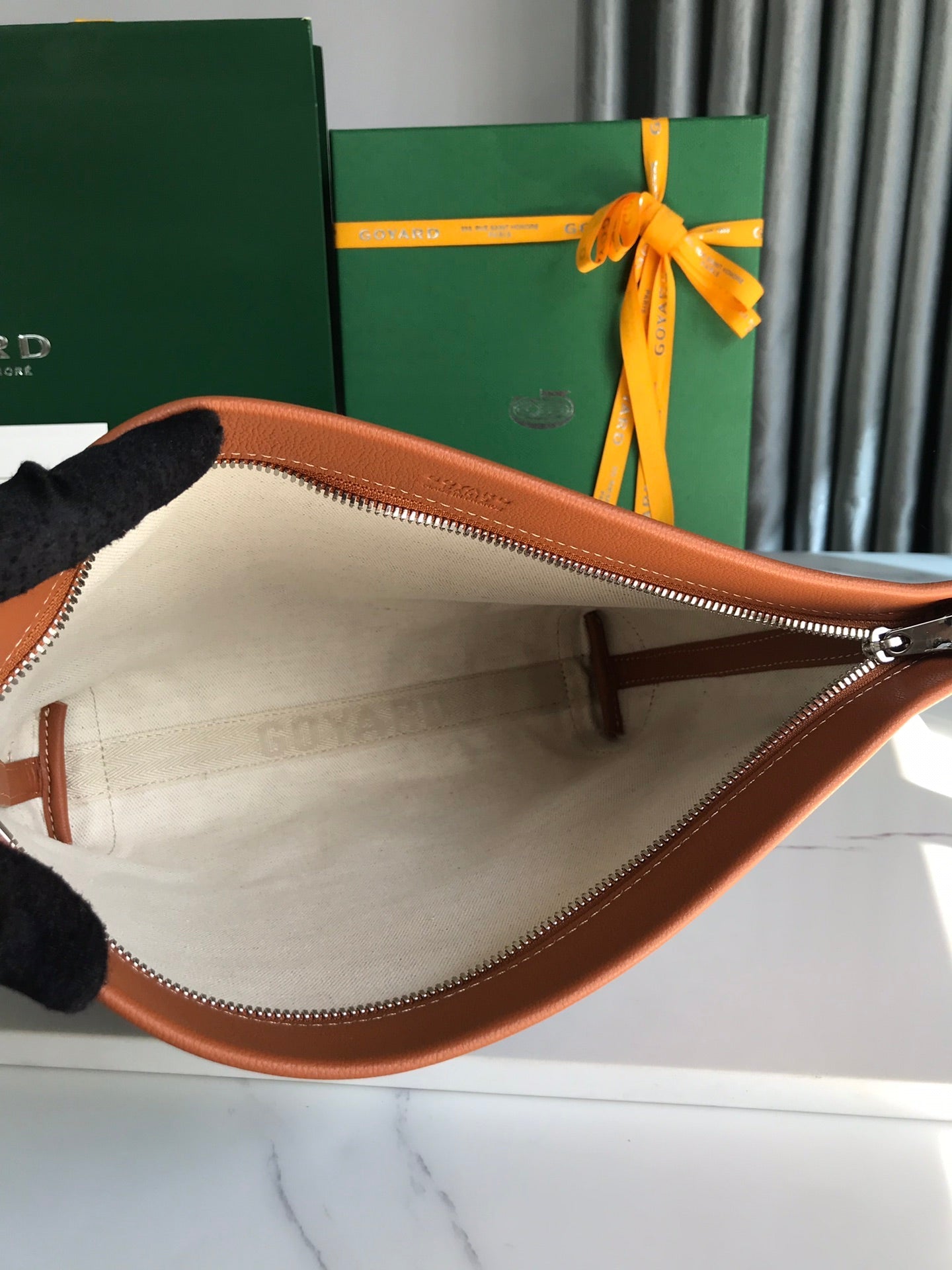 Goyard Conti Pouch 24 Cm Tan Lambskin And Black Goyardine Canvas