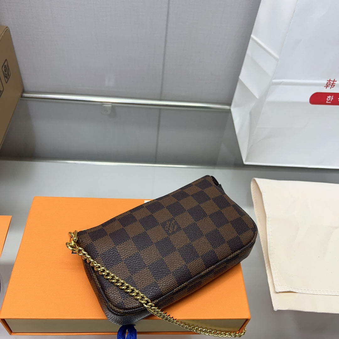 Louis Vuitton Pochette Accessoires Damier Ebene 17Cm With Chain N58009