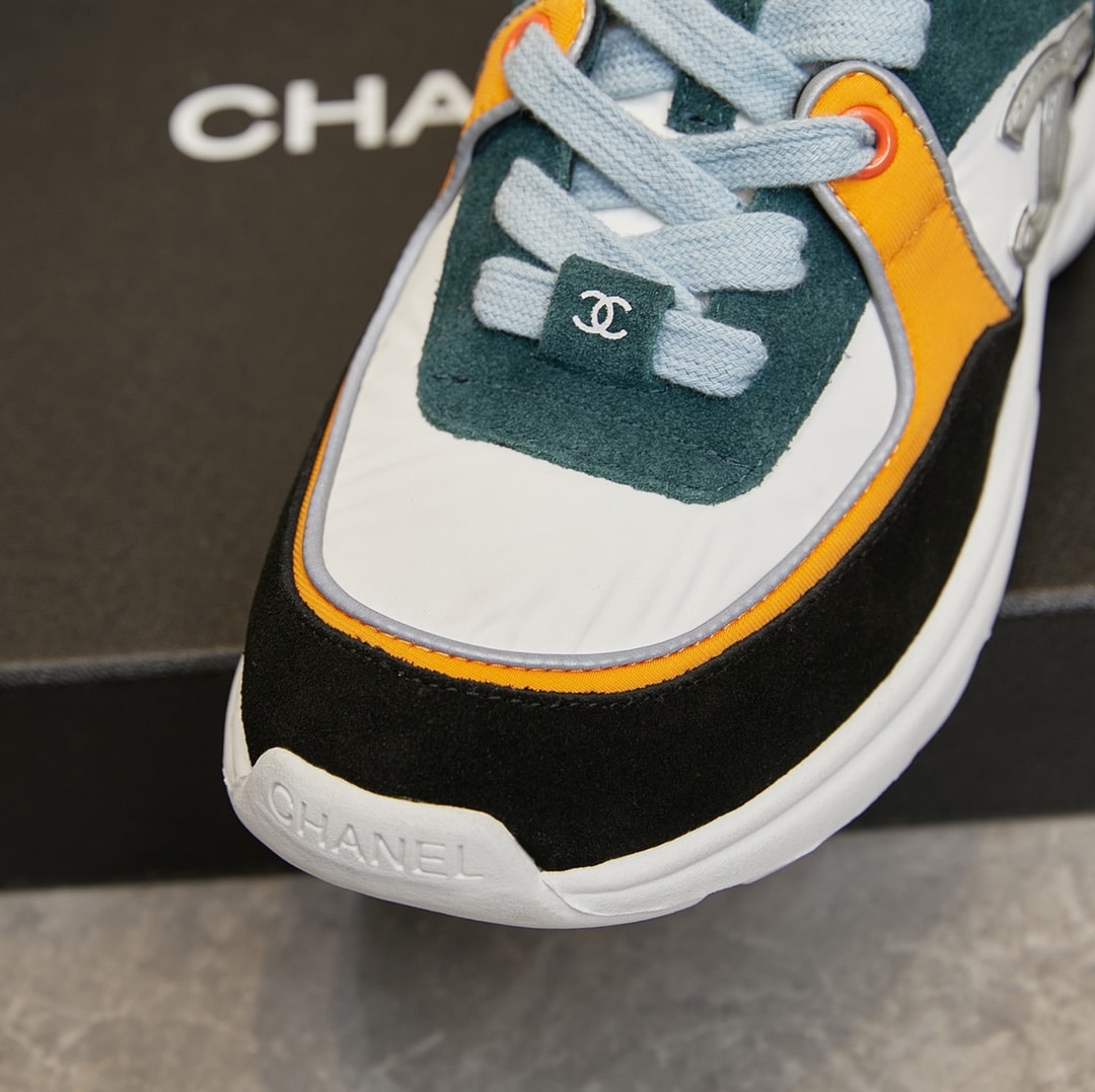 Chanel Wmns Sneaker White Navy G34360 Y53536 C0227