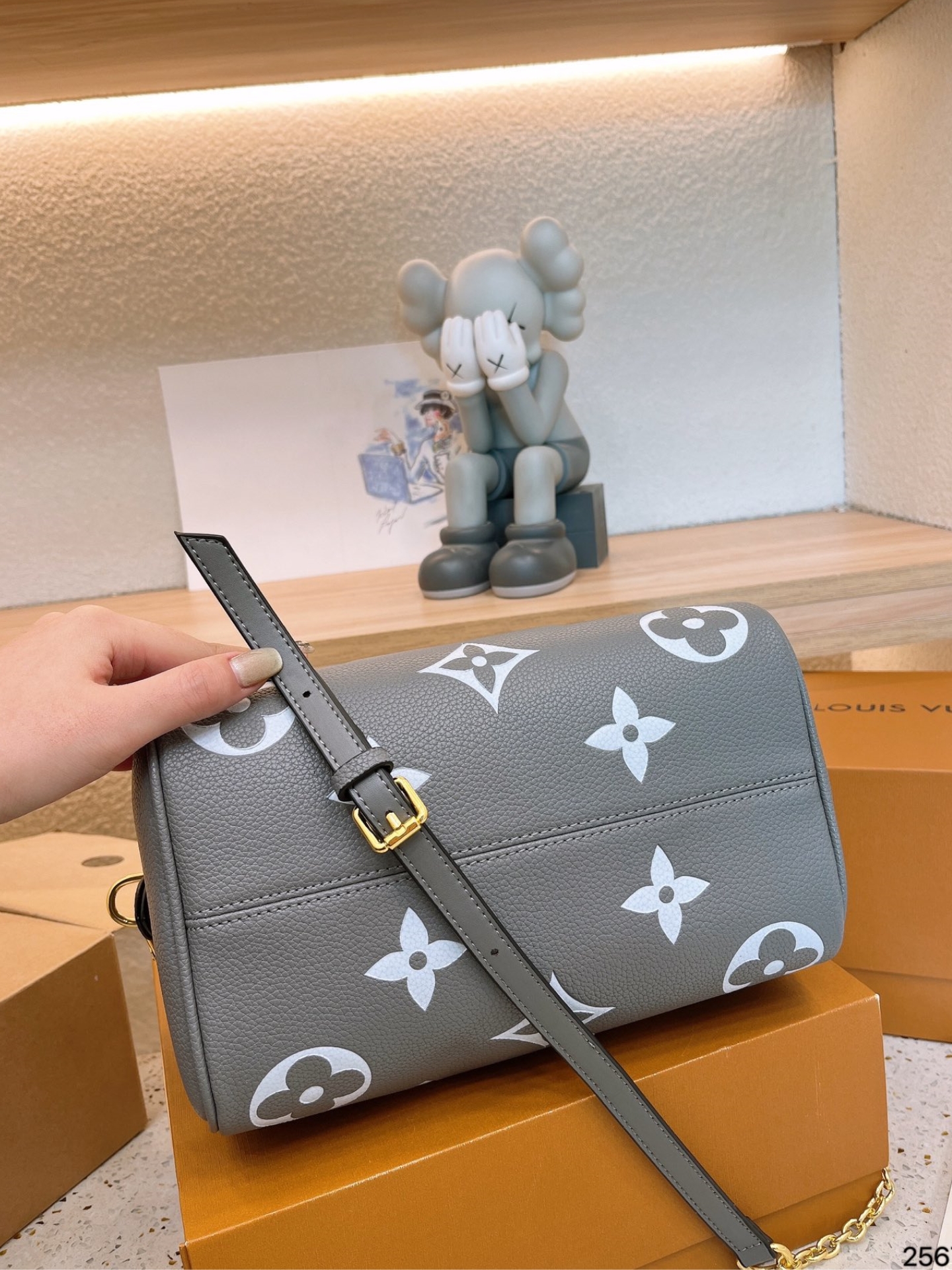 Louis Vuitton Speedy Bandouli Re 20 Monogram Empreinte Leather 20Cm M46575