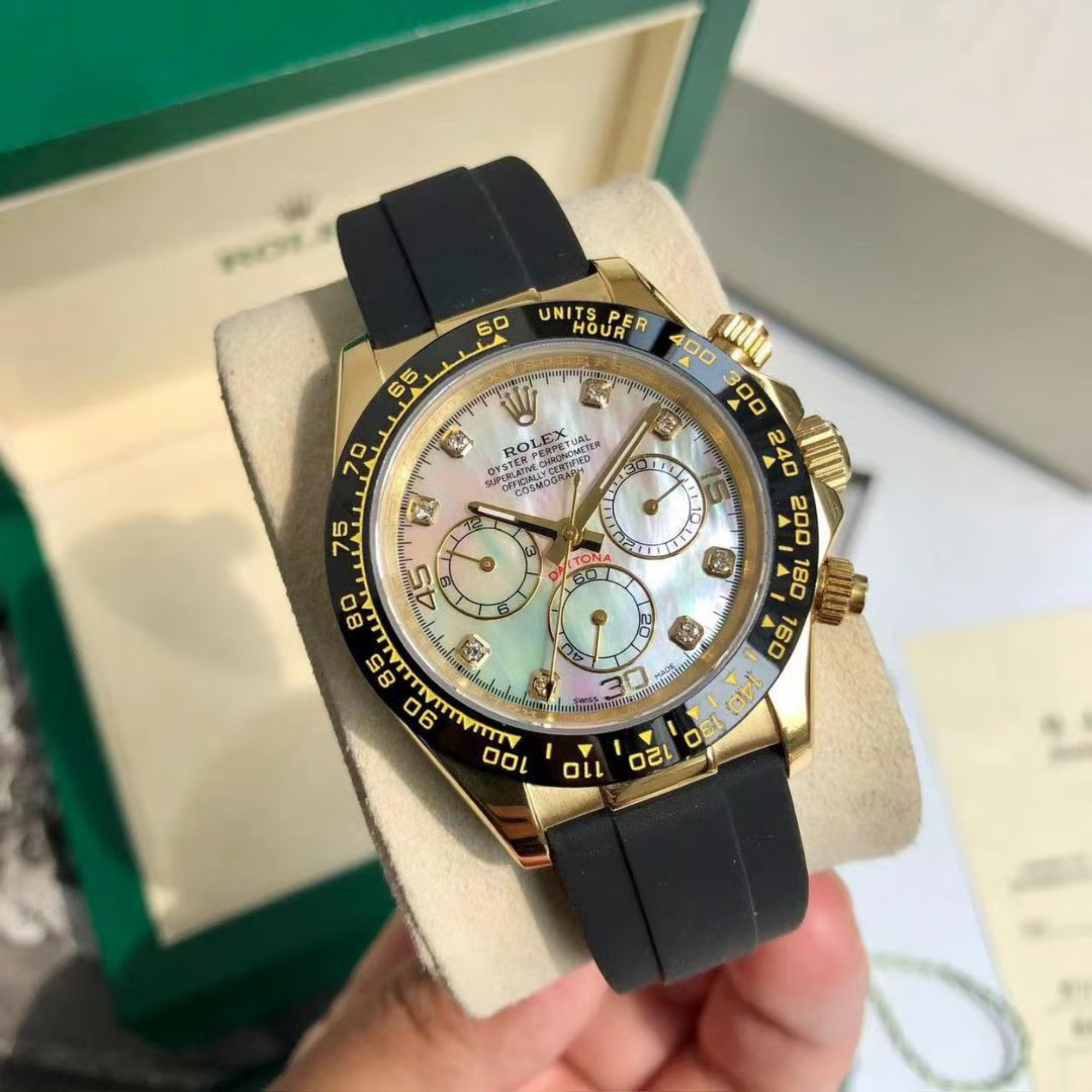Rolex Cosmograph Daytona Yellow Gold 116518LN-0041