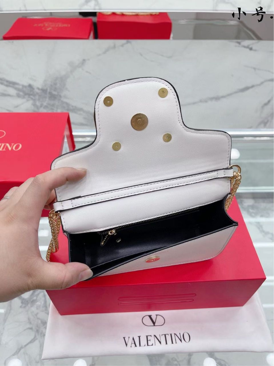 Valentino Locò Small Shoulder Bag In Calfskin White 1W2B0K53Zxli16
