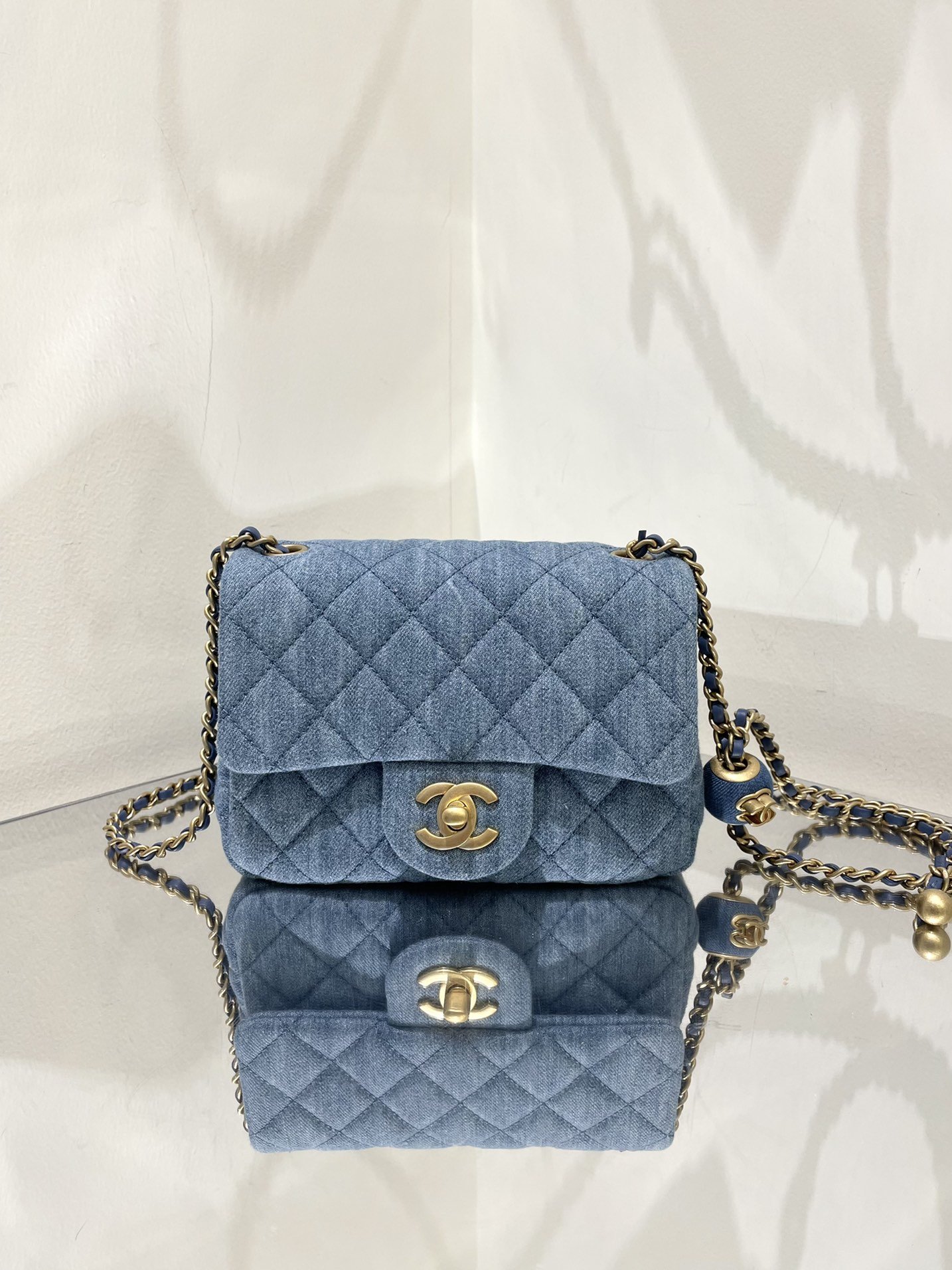 Chanel Mini Denim Rectangular Crush Ghw 17Cm/6.7in
