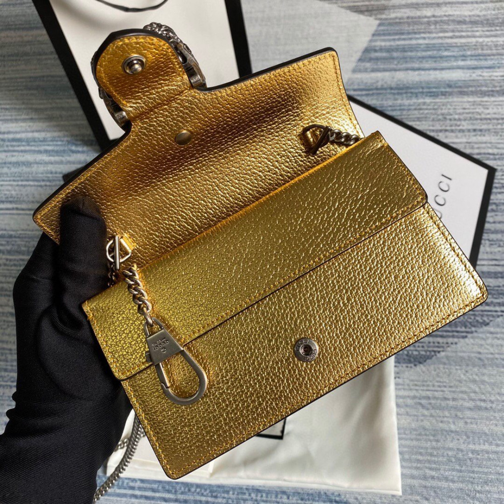 Gucci Dionysus Super Mini Bag in Gold
