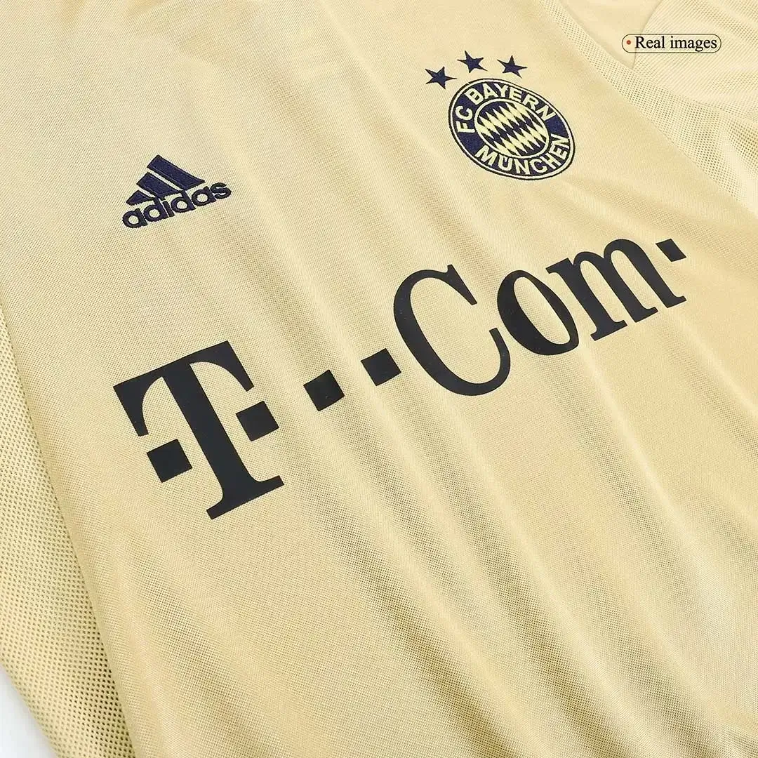 Bayern Munich 2004/05 Away Retro Football Jersey