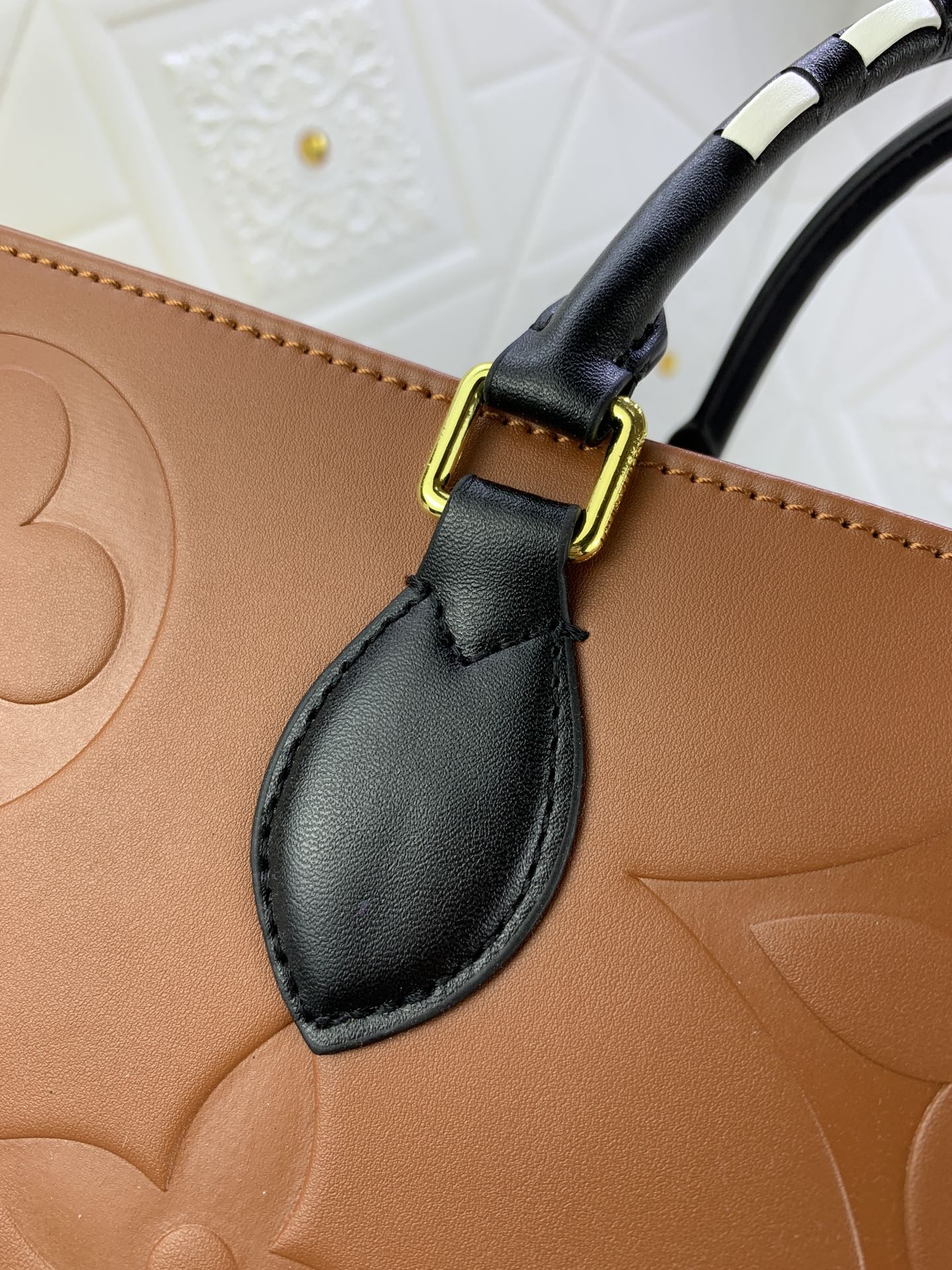 Louis Vuitton LV Crafty Onthego Gm Brown 41Cm
