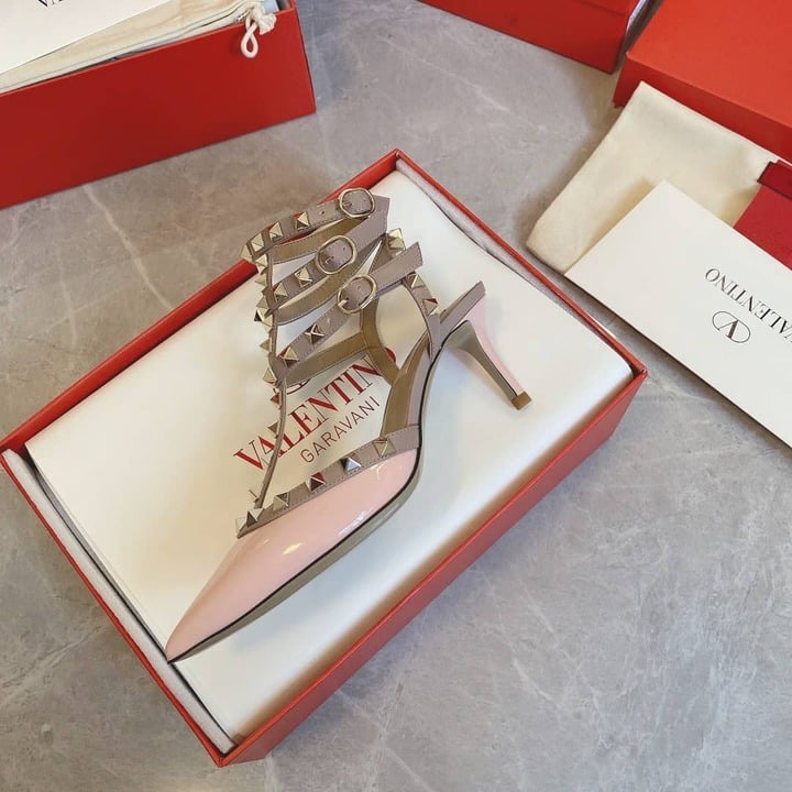 Valentino Garavani Patent Rockstud Caged Pump Pink