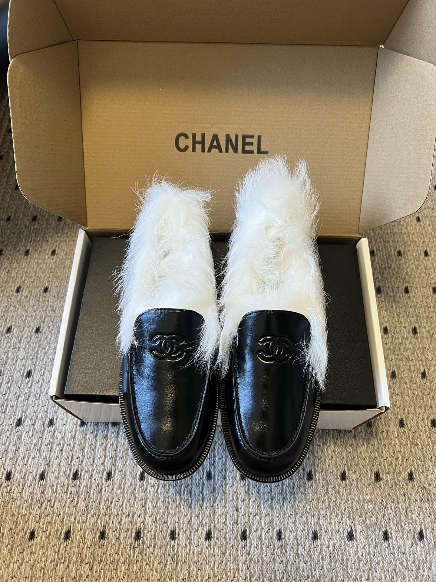 Chanel 25SS Loafers