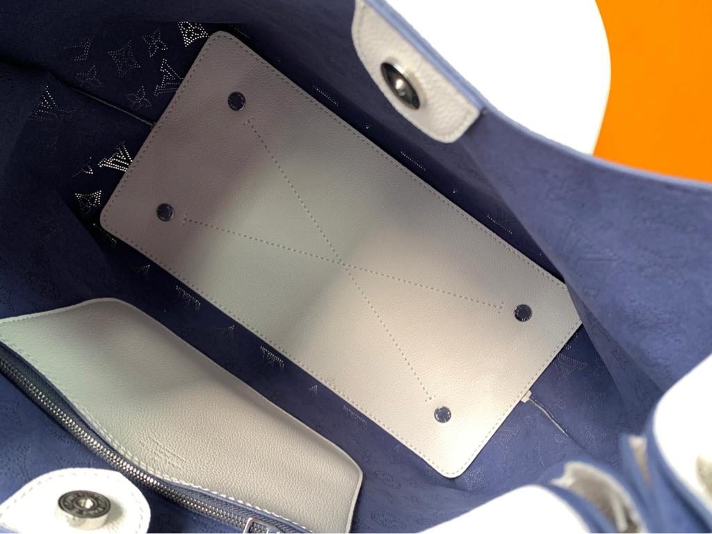 Louis Vuitton Carmel Mahina Monogram White