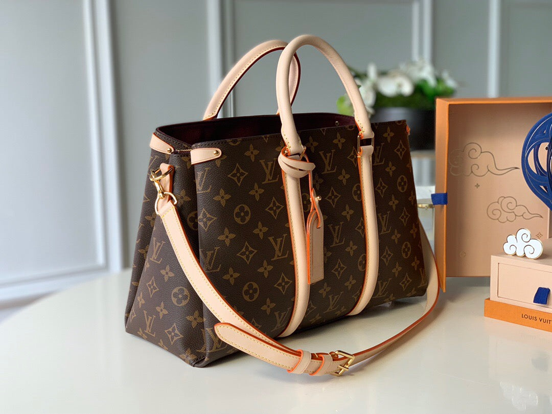 Louis Vuitton Soufflot Mm 36Cm