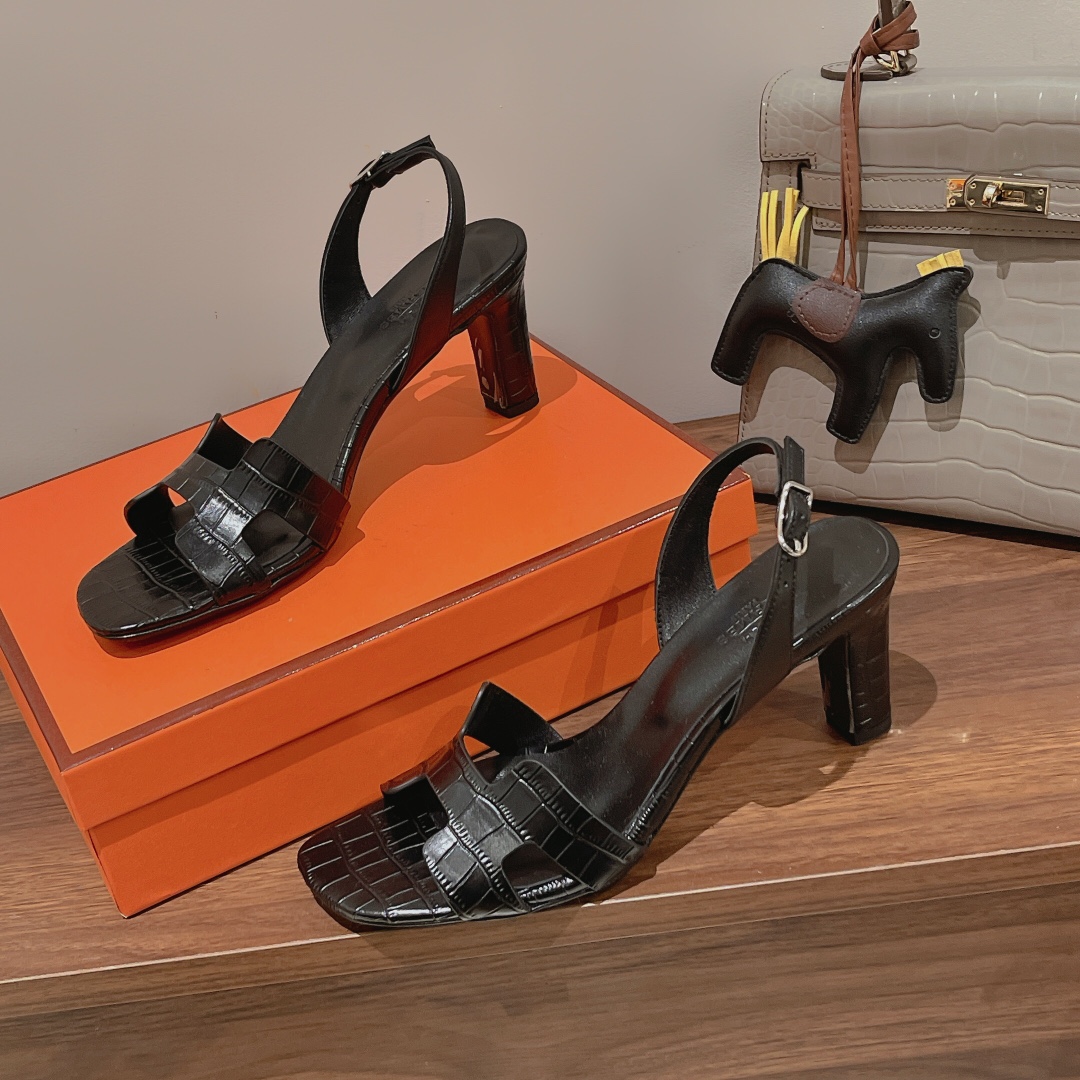 HERMES ETERNITE SANDAL BLACK