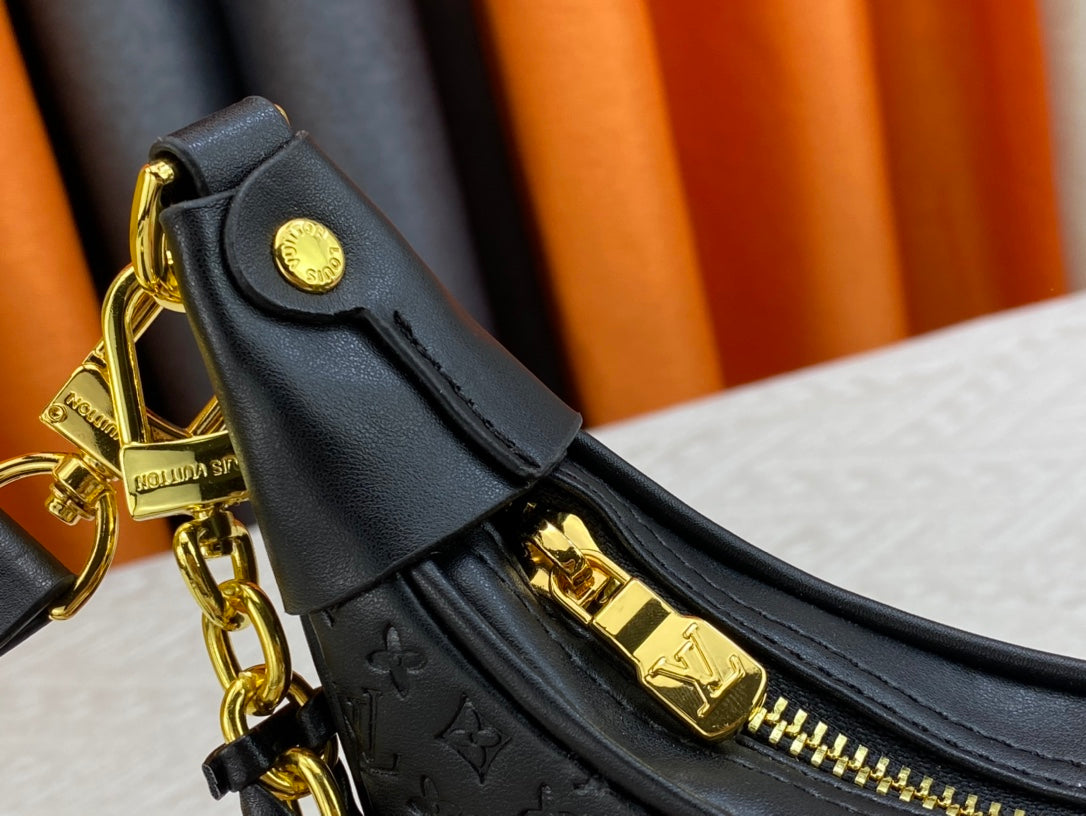 Louis Vuitton Loop Baguette Bag Black 23Cm M22591