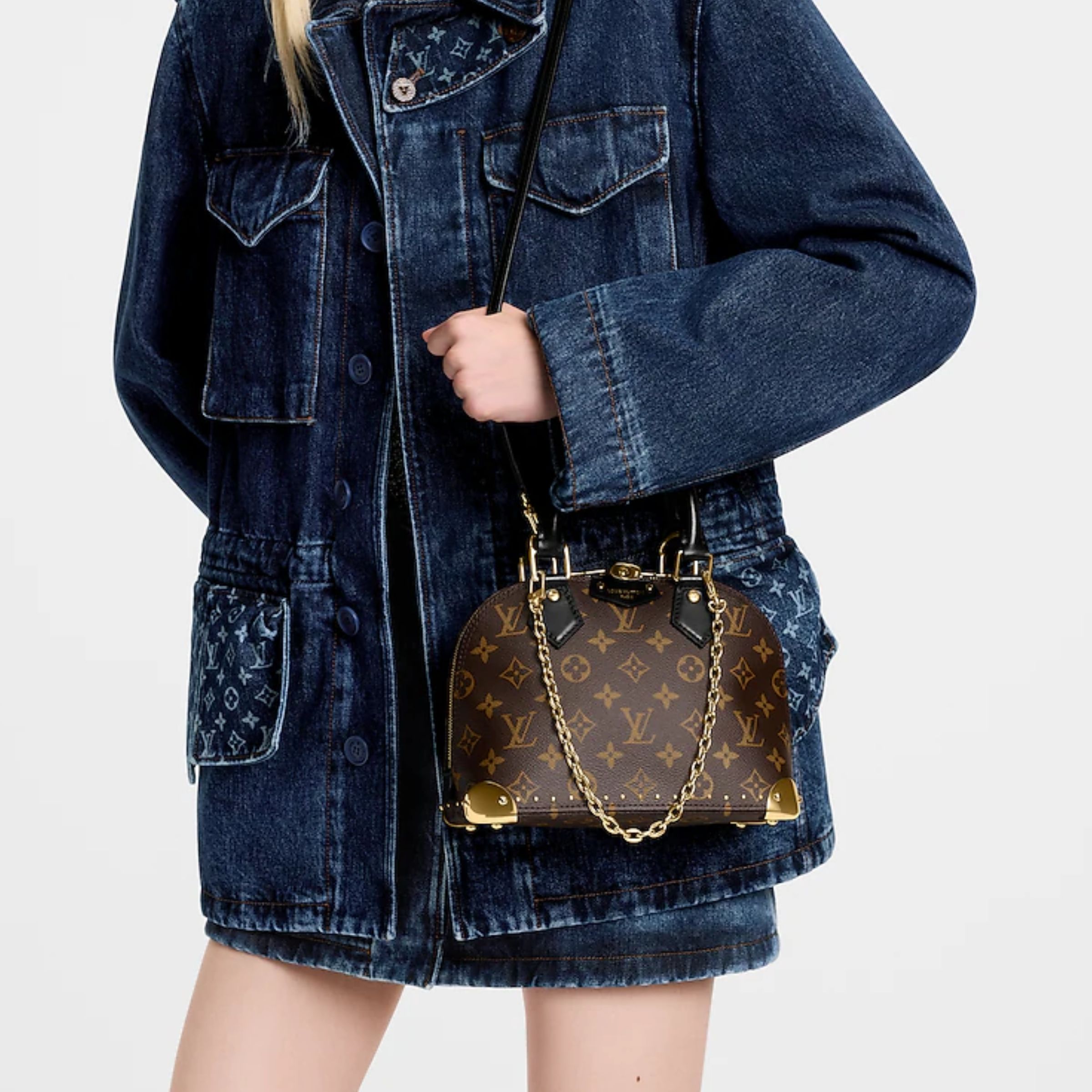 Louis Vuitton Alma Trunk BB Bag Monogram Canvas 22cm M26084