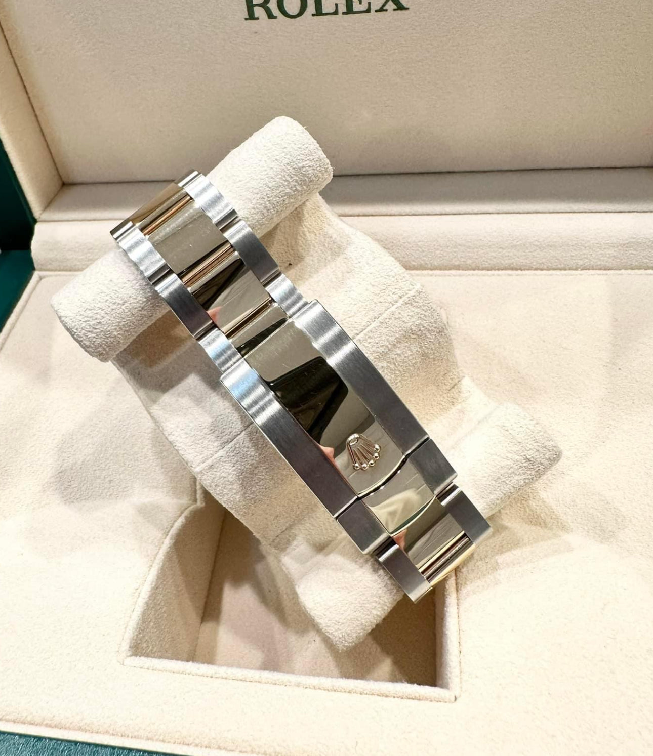 Rolex Sky-Dweller 42 mm Intense white Dial 336933