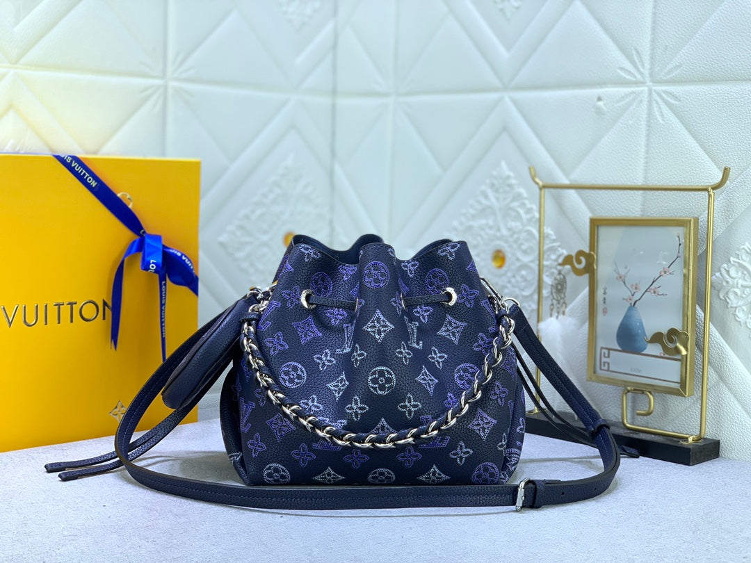 Louis Vuitton Bella Navy Blue 22Cm M21096